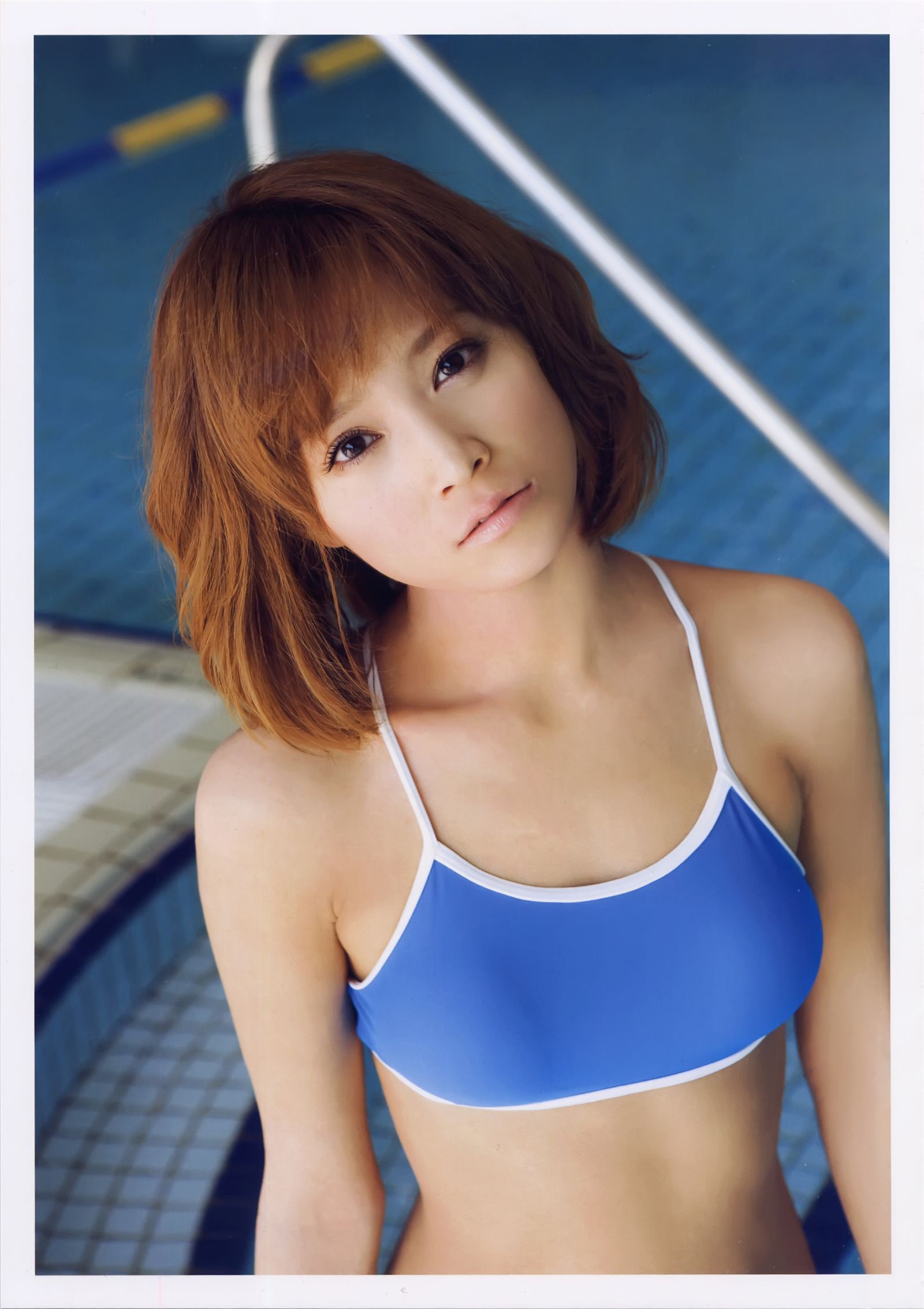 Kamei Eri 亀井絵里 – [thanks] 写真集 [PB美女写真集]